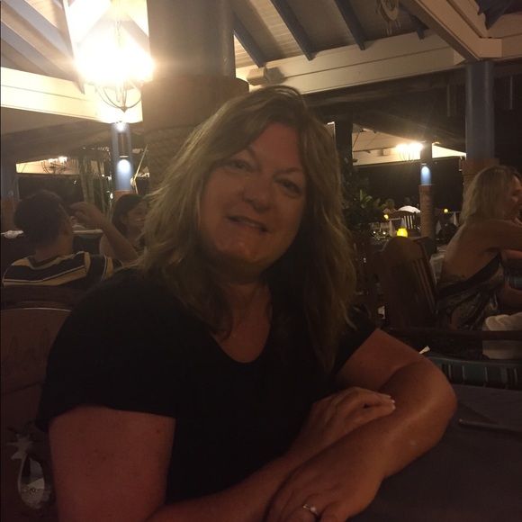 Meet your Posher, Susan - Picture 2 of 2